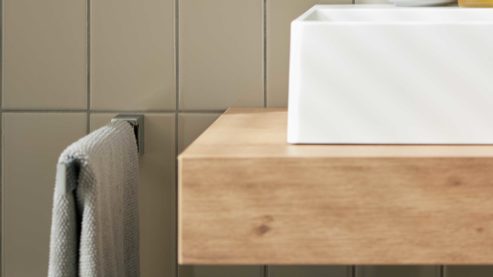 Handtuchhalter Interliving aus Metall in Chrom Interliving Bad Serie 3725 – Handtuchhalter verchromtes Metall