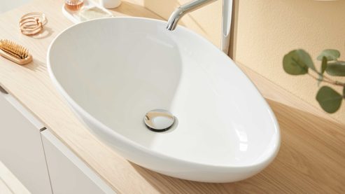 Waschtisch-Set / Waschbecken-Set Interliving aus Holz in Hellgrau Interliving Bad Serie 3720 - Badmöbel-Set Basis sandfarbenes Lacklaminat & Eiche Como - Länge ca. 138 cm