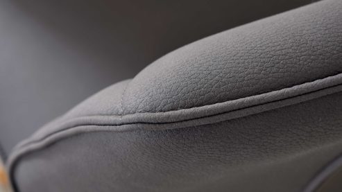 Polsterstuhl Interliving aus Stoff in Dunkelgrau Interliving Esszimmer Serie 5102 – Polsterstuhl V131 graphitfarbene Mikrofaser Atlantis & Wildeiche