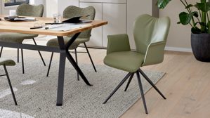 Polsterstuhl Interliving aus Leder in Grün Interliving Esszimmer Serie 5115 - Armlehnstuhl mit Lederbezug jadefarbenes Leder LD7830 & umbragraues Metall