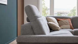 Ecksofa Interliving aus Stoff in Grau Interliving Sofa Serie 4064 - Ecksofa graue Chenille Toni & Fuß W003-01 - Stellfläche ca. 291 x 252 cm