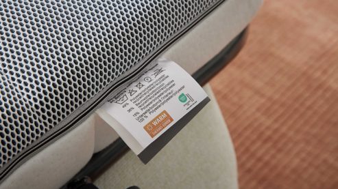 Schlafsofa Interliving aus Stoff in Weiß Interliving Schlafsofa Serie 4700 - Schlafsofa naturweißes Flachgewebe Cyber & schwarze Aluminiumfüße - Breite ca. 188 cm