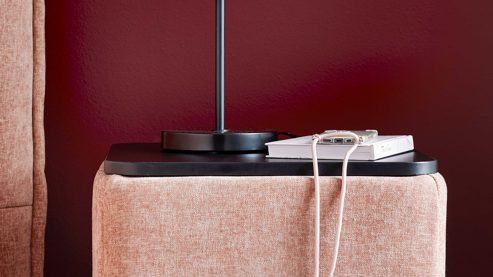 Nachttisch Interliving aus Stoff in Rosa Interliving Boxspringbett Serie 1420 - Nachtkonsole mit Induktionsladefeld sienafarbene Chenille Toni & schwarzes Holz - ca. 48 x 50 cm