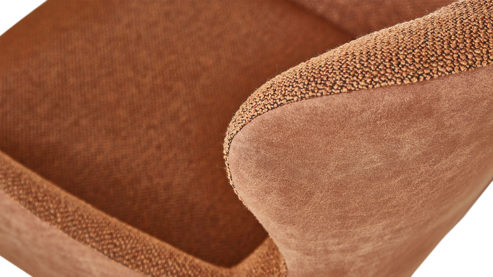 Polsterstuhl Venjakob aus Stoff in Braun VENJAKOB Armlehnenstuhl Benita terrafarbener Webstoff Konstanz Q2 & sattelbrauner Mikrofaserbezug Kapstadt, matt anthrazitfarbenes Metall