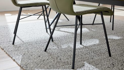 Vierfußstuhl Interliving aus Stoff in Grün Interliving Esszimmer Serie 5115 - Vierfußstuhl mit Stoff und Leder jadefarbenes Leder LD7830 & moosfarbener Bezug Sneak 59, umbraugraues Metall